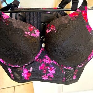 Torrid Curve new bra 42/D black